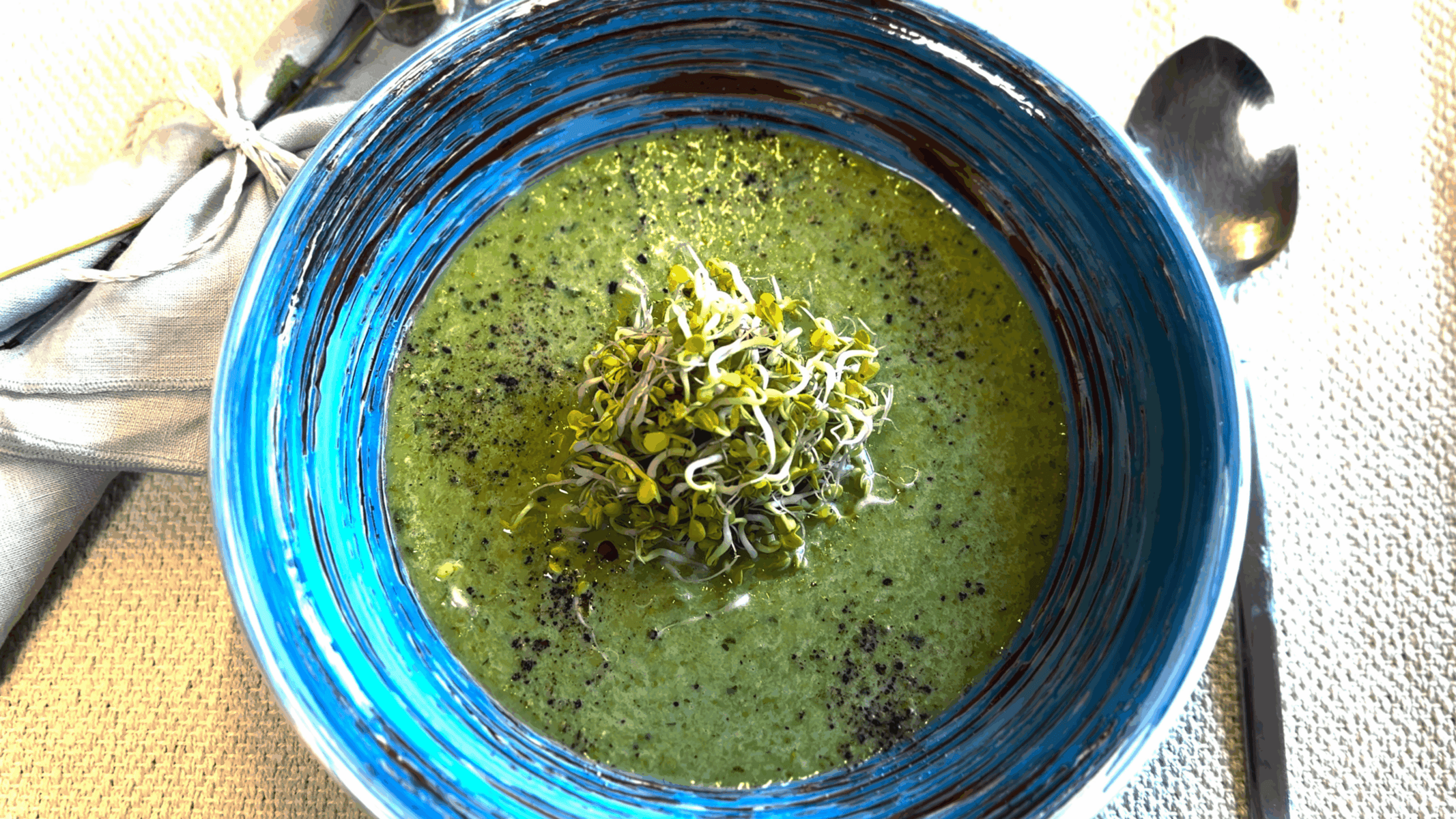 HMK Vegane Erbsen-Kokos-Suppe