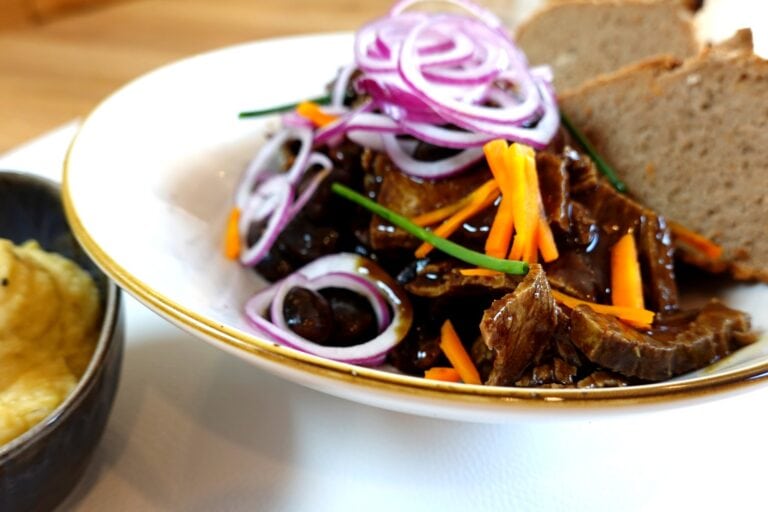 Rindfleischsalat mit Käferbohnen